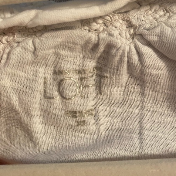 Loft Ruffled Edge Tee - Picture 6 of 10